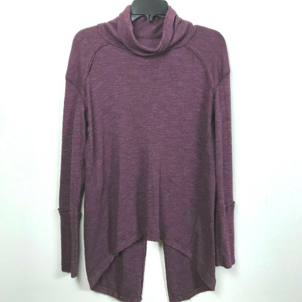 Free people  Medium Purple Split Back Sweater